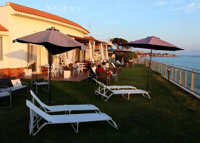 Sunset House Bed and Breakfast