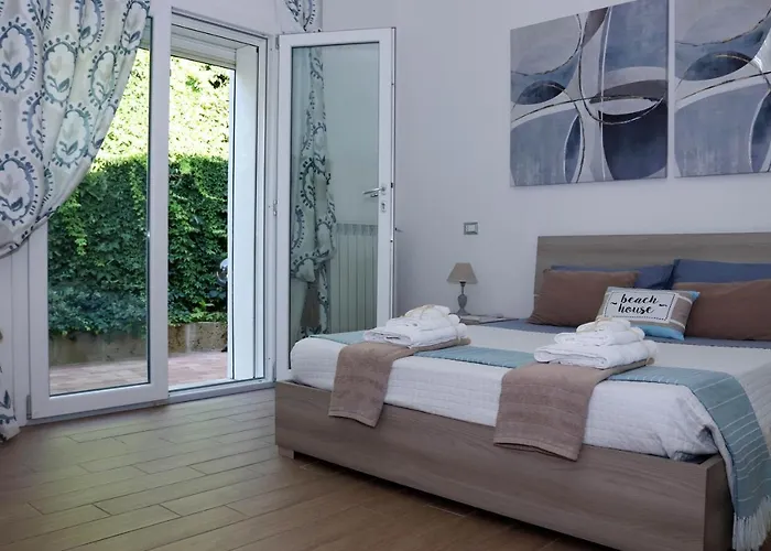 Bed and Breakfast Sunset House 4*