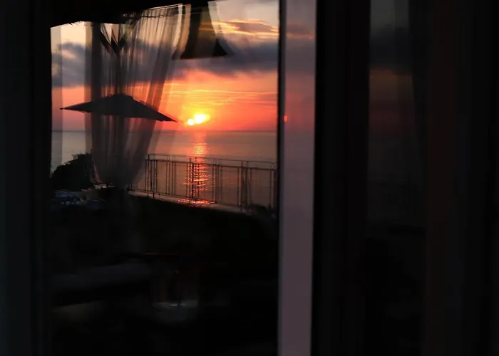 Bed and Breakfast Sunset House Άντζιο