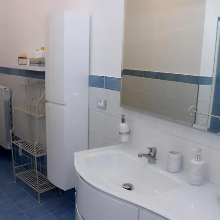 Sunset House Nocleg ze śniadaniem 3*