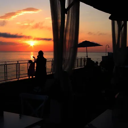 Sunset House Anzio