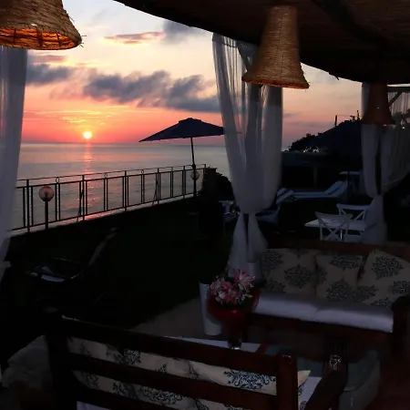 Sunset House