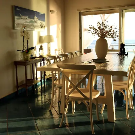 Sunset House 3*