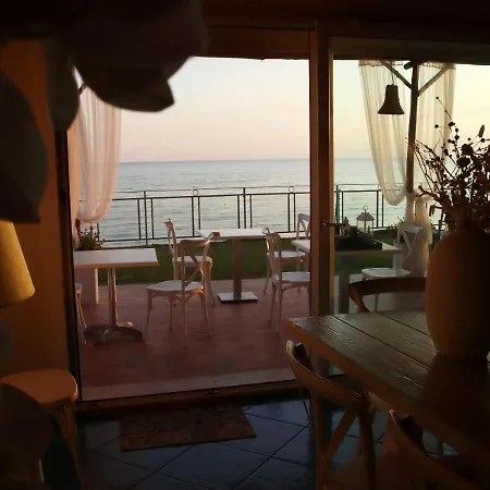 Sunset House 3* Anzio